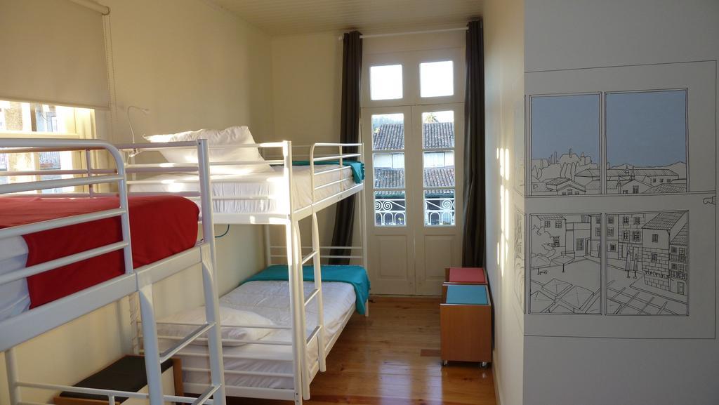 Santiago 31 Hostel Guimaraes Ruang foto