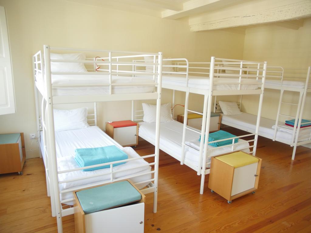 Santiago 31 Hostel Guimaraes Bagian luar foto