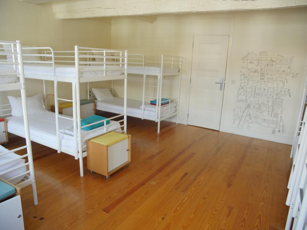 Santiago 31 Hostel Guimaraes Bagian luar foto