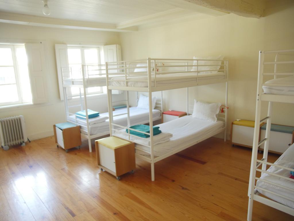 Santiago 31 Hostel Guimaraes Bagian luar foto